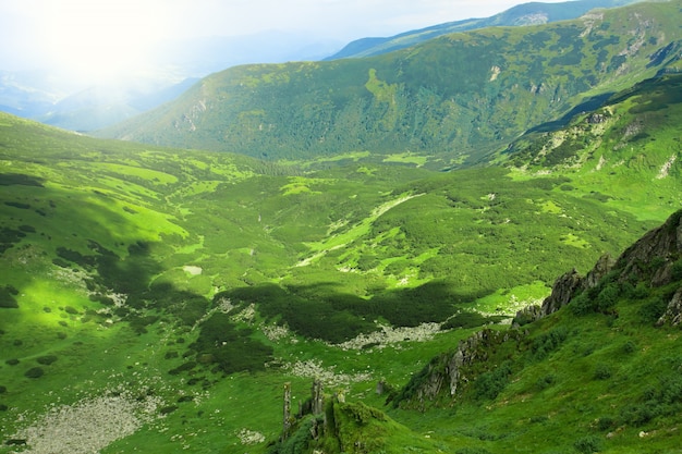 Splendido paesaggio montano