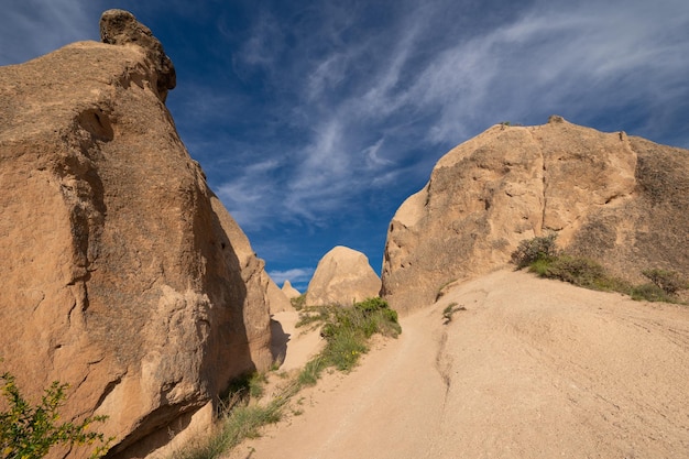 Splendido scenario di montagna della Cappadocia