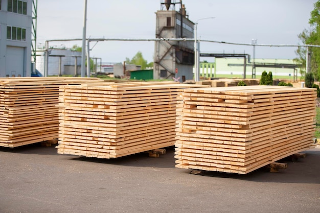 Stabilimento per la lavorazione del legno Industria per la lavorazione del legno