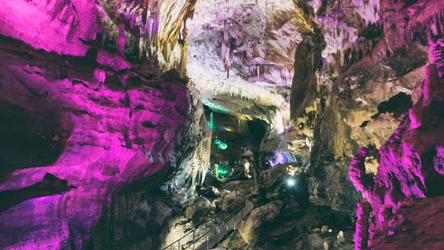 stalagmiti e grotte di stalagmiti