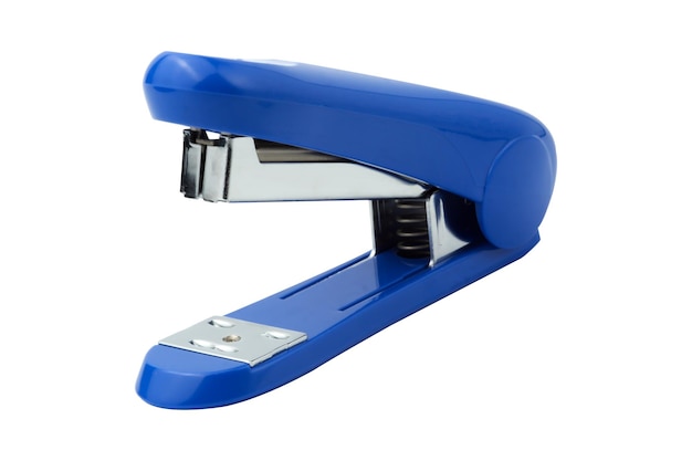 Stapler blu isolato su sfondo bianco