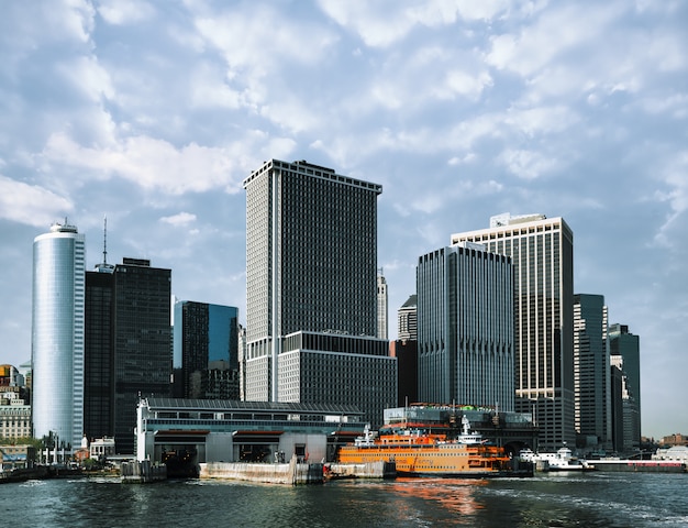 Staten Island Ferry Whitehall Terminal a Lower Manhattan