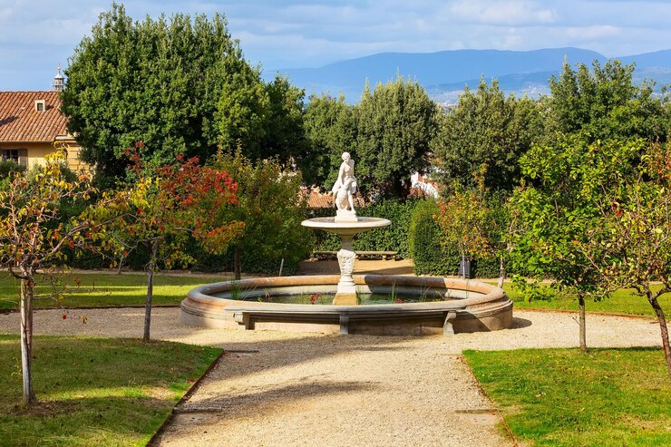 Foto statua della fontana nei giardini di boboli firenze italia