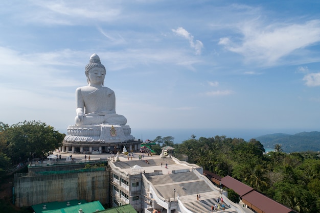 Statua di Buddha vista aerea