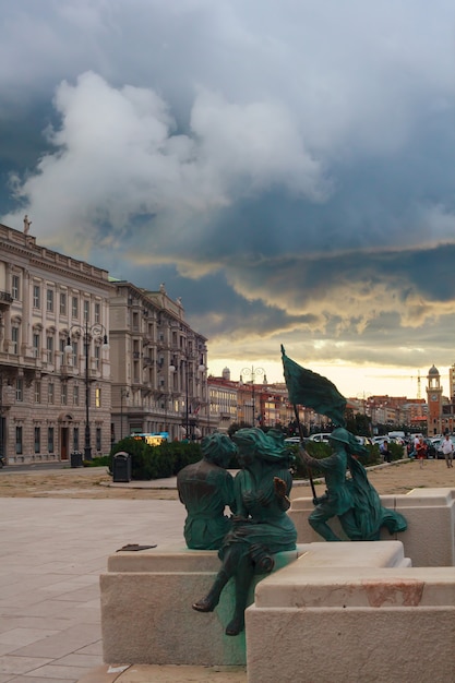 Statua di Trieste