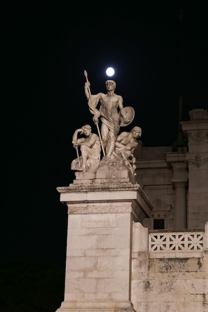 Statua in Altare della Patria a Roma Italia