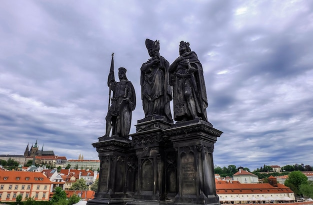 Statua sul Ponte Carlo a Praga