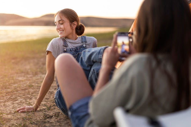 Stile di vita delle persone che vivono in campeggio