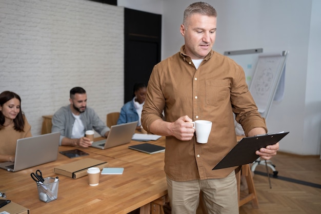 Stile di vita delle persone in ufficio