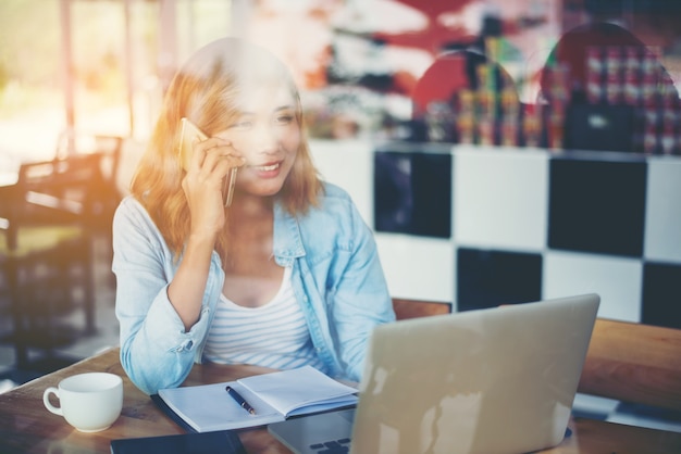 stile di vita femminile vero e proprio telefono chat