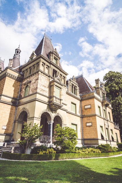 Storia del museo nazionale del castello di Hunegg in Svizzera