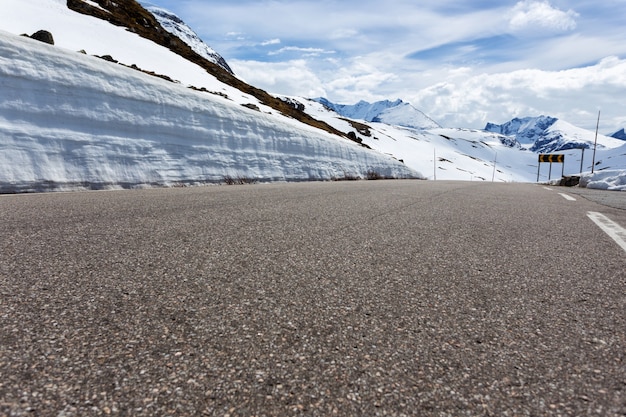 Strada alle montagne norvegesi, Norvegia