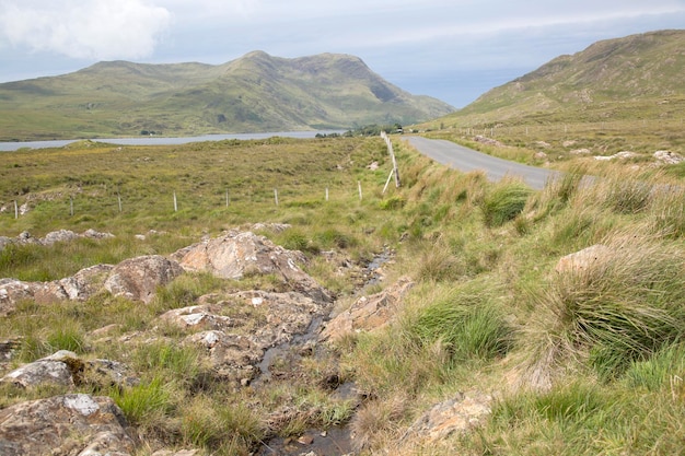 Strada aperta Connemara Galway Irlanda