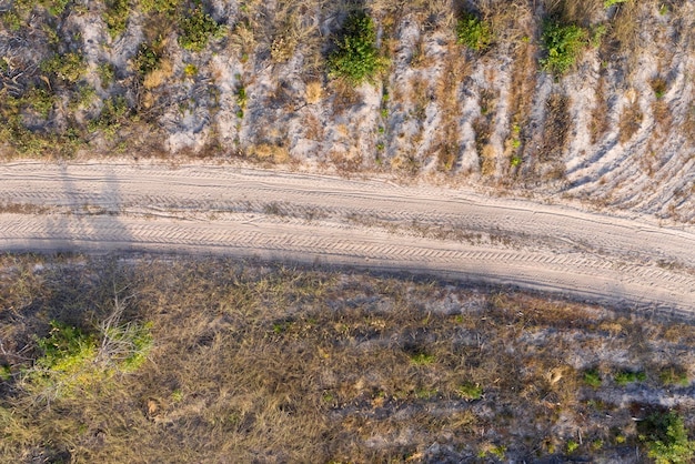 strada di campagna vista dall'alto vista aerea