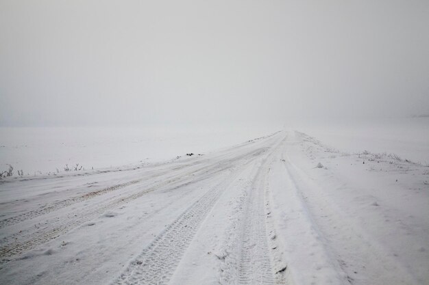 Strada in inverno