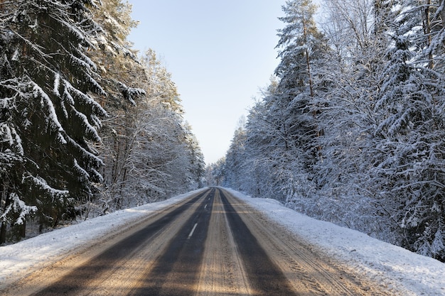 strada invernale