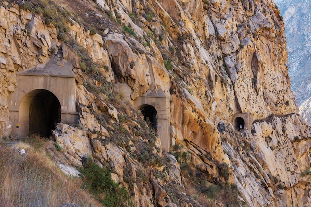 Strada nel canyon in Perù