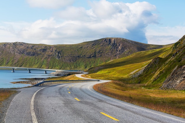 Strada nel nord della Norvegia