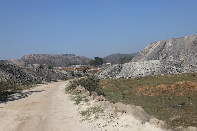 Strada polverosa nella zona di Coalfield