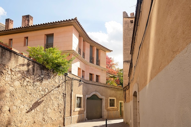 Strada stretta nel centro storico di Girona