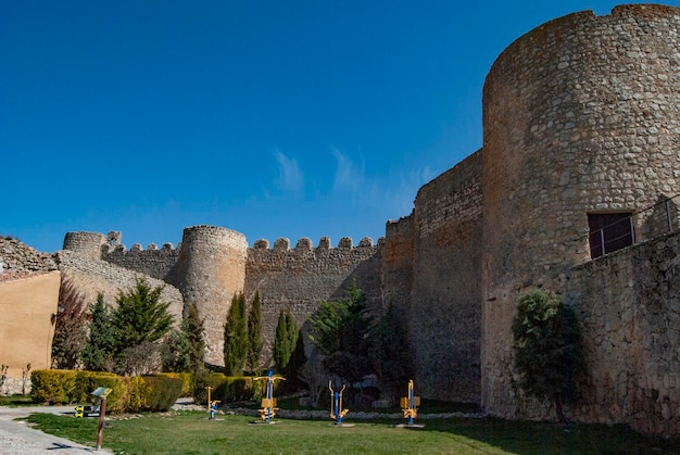 Strade ed edifici del borgo medievale di Uruena in provincia di Valladolid Spagna