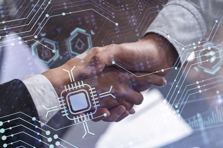 Stretta di mano di due uomini d'affari come concetto di accordo per sviluppare un nuovo software per migliorare il servizio in un'azienda Icone tecnologiche Donna in affari