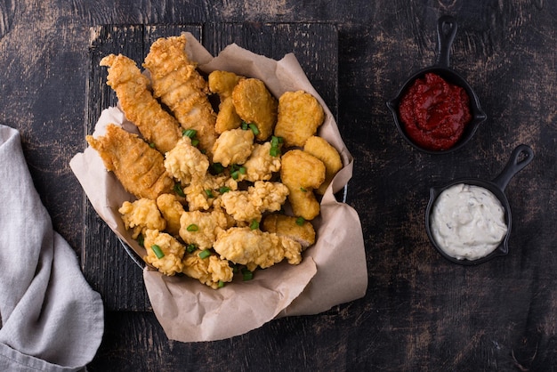 Strisce e bocconcini di pollo