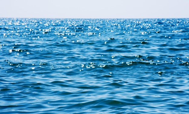 Struttura blu del fondo dell'acqua di mare
