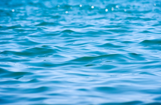 Struttura blu del fondo dell'acqua di mare