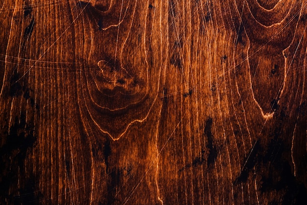 Struttura di legno marrone