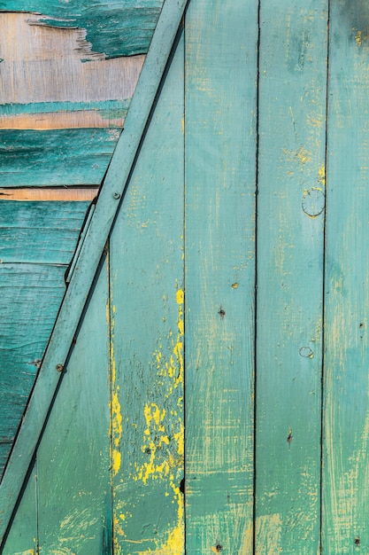 Struttura e fondo del bordo di legno dipinti menta verde.