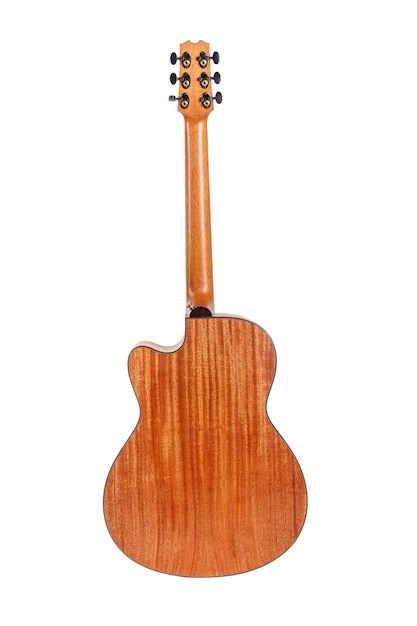 Struttura in legno del ponte inferiore di una chitarra acustica a sei corde isolata su sfondo bianco a forma di chitarra