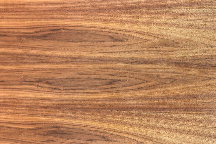 Struttura in legno verniciato naturale
