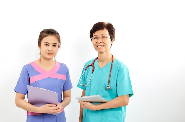 Studente di medicina donna asiatica