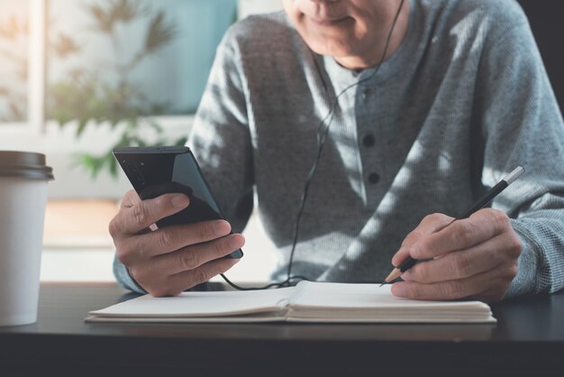 Studi online Concetto di apprendimento elettronico a domicilio
