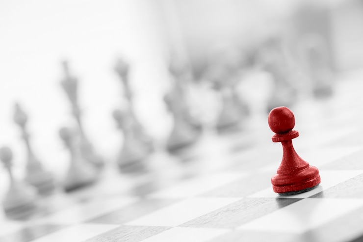 Foto successo e strategia del concetto di business degli scacchi