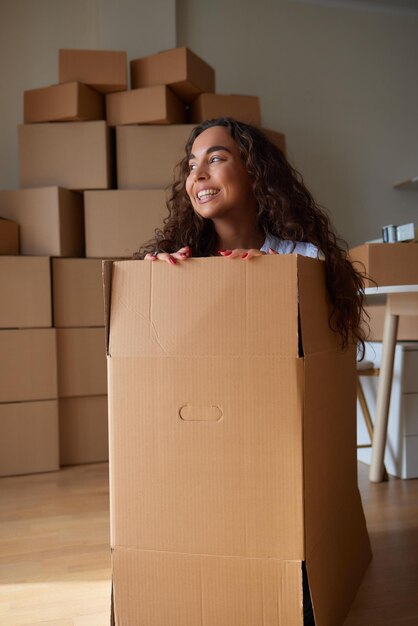 Successo imprenditoriale donna d'affari Vendite online Consegna pacchi