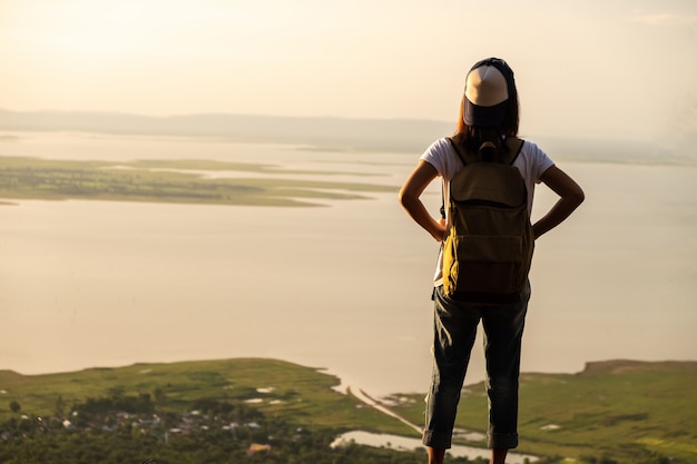 Successo viaggiatore donna