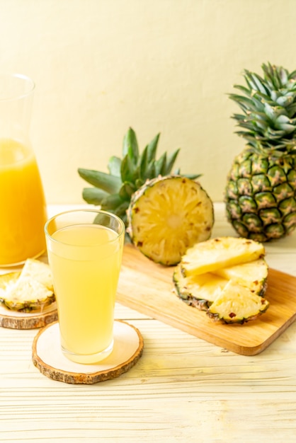 succo d'ananas fresco