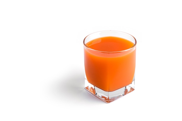 Succo di carota isolato