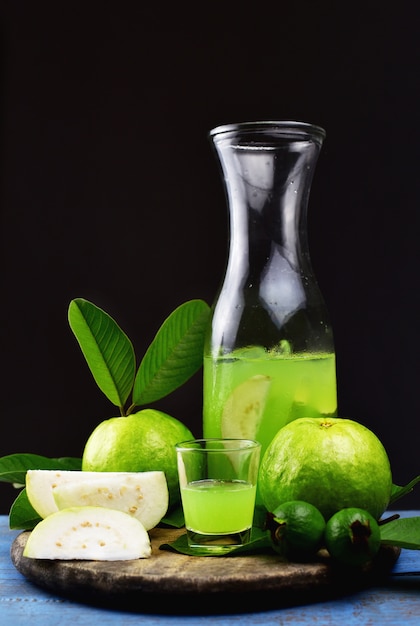 succo di guava sul tavolo