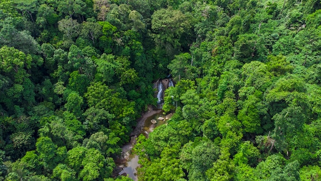 Suhom Waterfall Aceh Besar District Aceh Indonesia un bellissimo luogo turistico non costiero