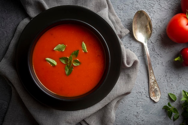 Supa di pomodoro dall'aspetto delizioso nome turco Domates corbasi