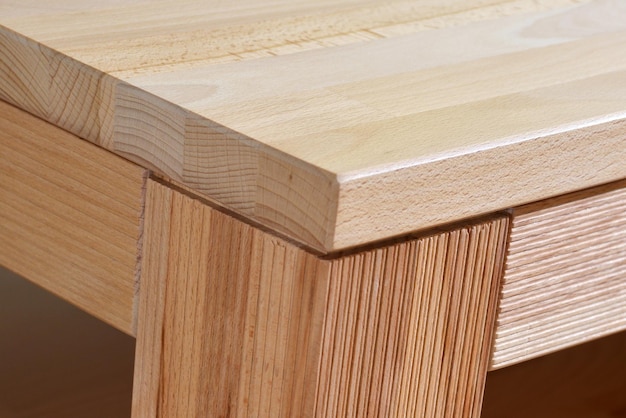 Superficie del tavolo in legno Mobili in legno naturale vista ravvicinata
