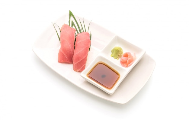 sushi di tonno nigiri - stile di cibo giapponese