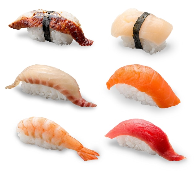 Sushi Nigiri impostato su sfondo bianco