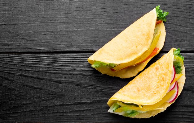 Taco con verdure fresche