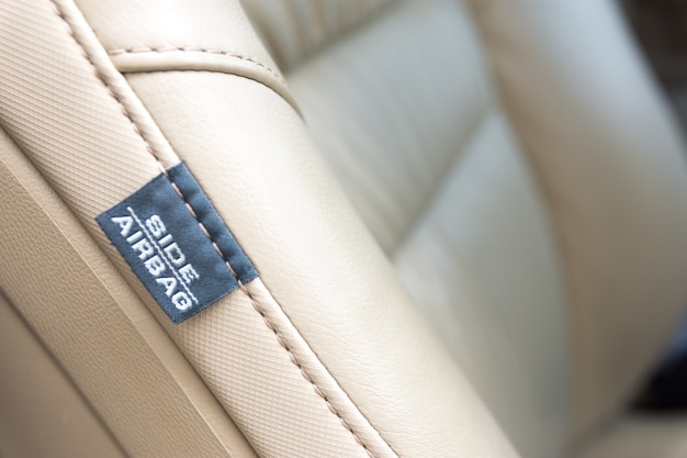 Tag Side Airbag per auto. Modern Car Safety Feature