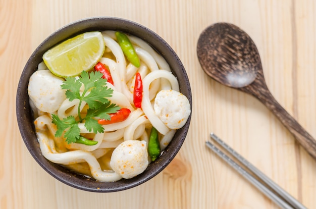 Tagliatella calda e piccante udon