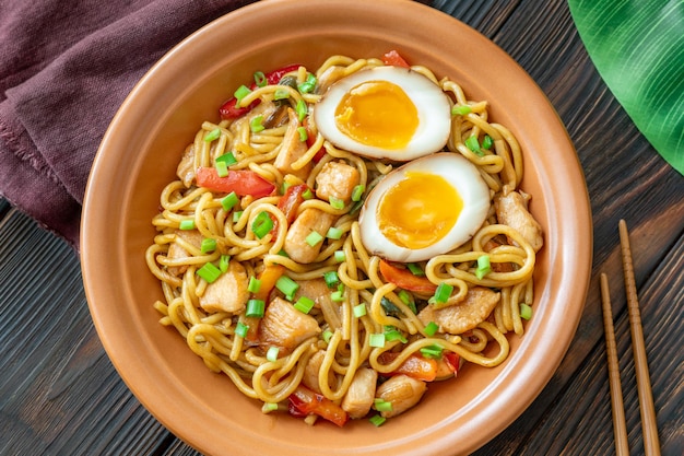 tagliatelle di pollo Ramen